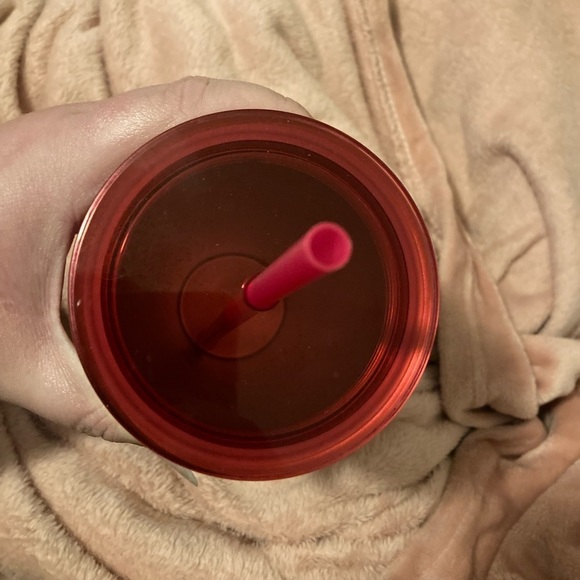 Pink metal Starbucks tumbler - Picture 3 of 5